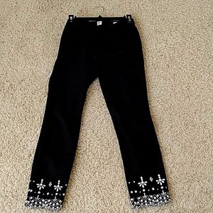 Gap Black Cropped Pants. Skinny Ankle.  Size 4.